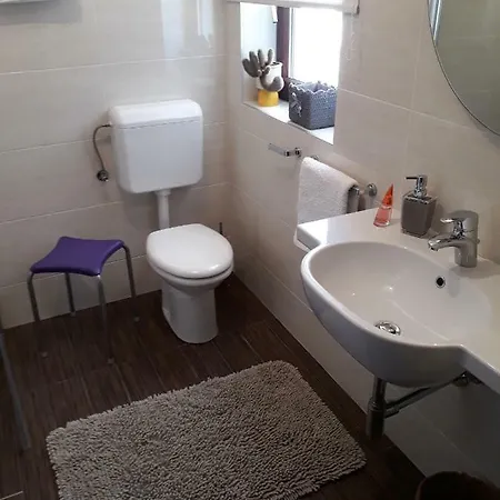 Apartman Kurtin Apartment Kali